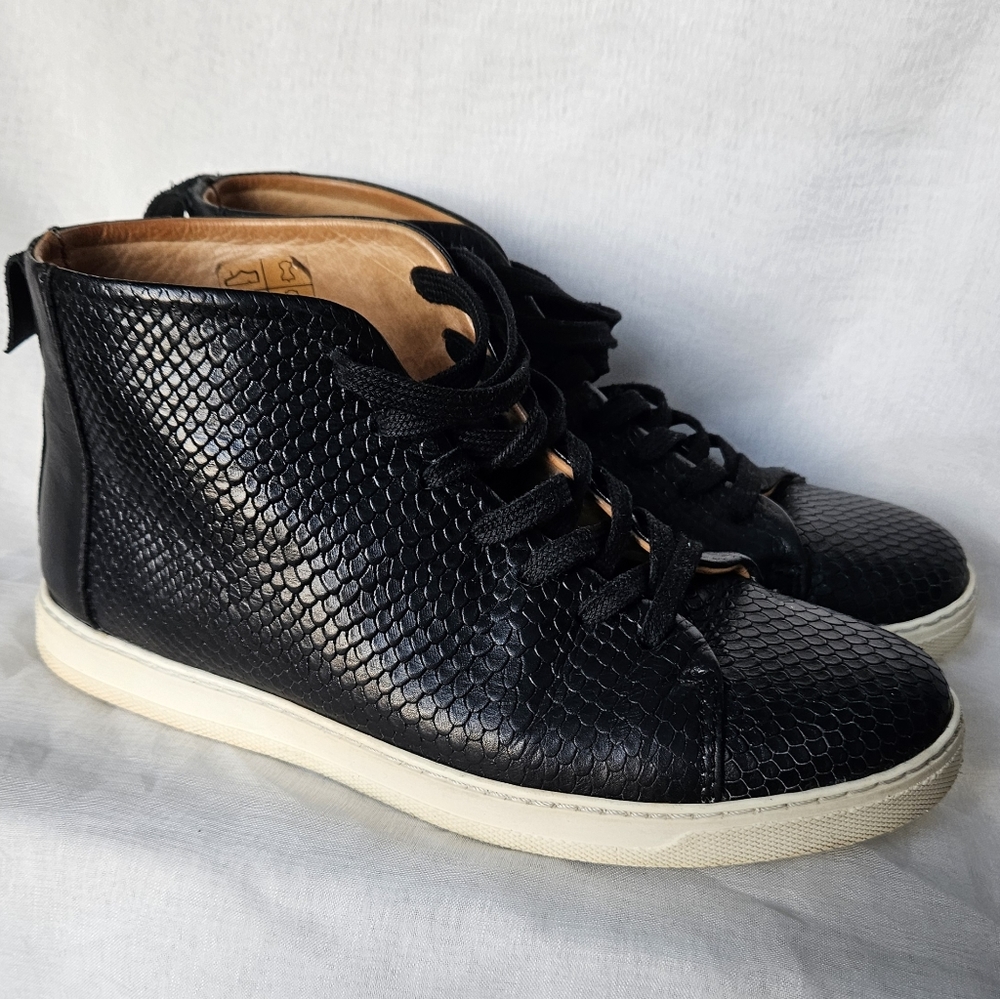 H&M Embossed Black Leather Sneakers
